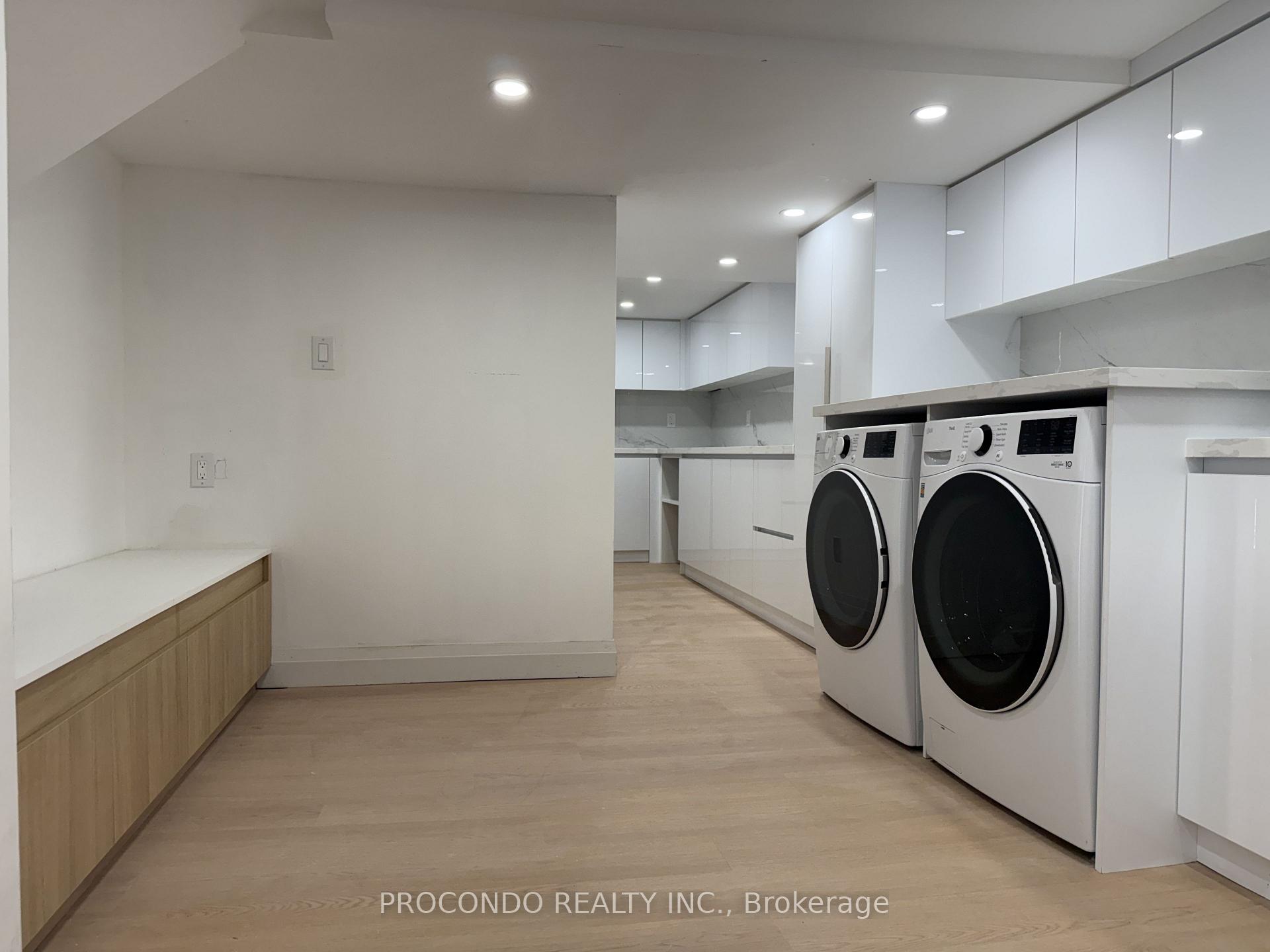 Photo 1 of 18 Patrick Boulevard, North York, Pleasant View — HOMEH