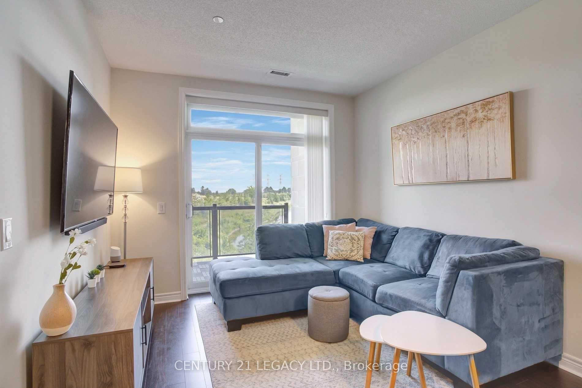 Photo 7 of Unit 104, 39 New Delhi Drive, Markham, Cedarwood — HOMEH