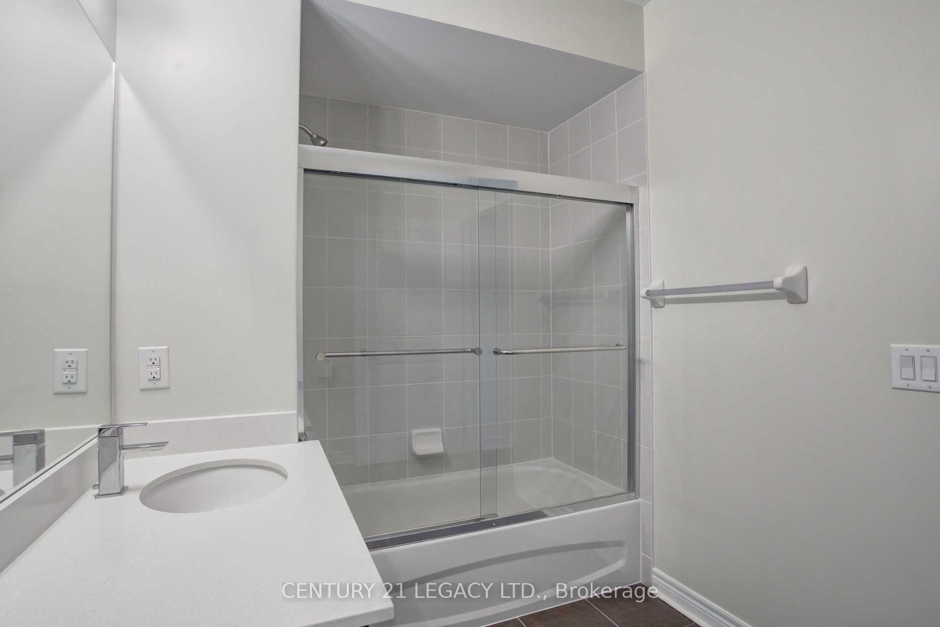 Photo 17 of Unit 104, 39 New Delhi Drive, Markham, Cedarwood — HOMEH