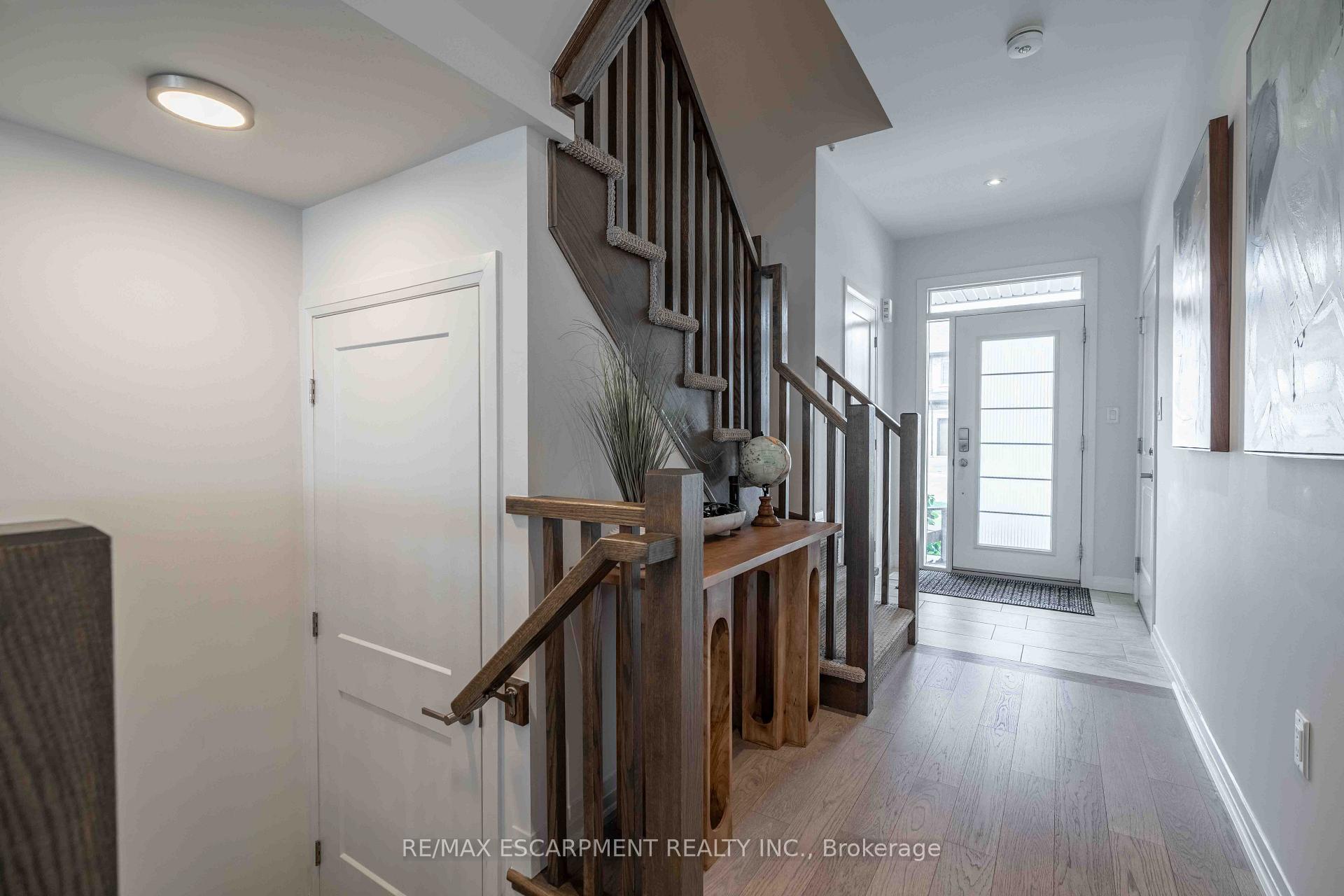 Photo 8 of 4005 Crown Street, Lincoln, Lincoln Lake — HOMEH
