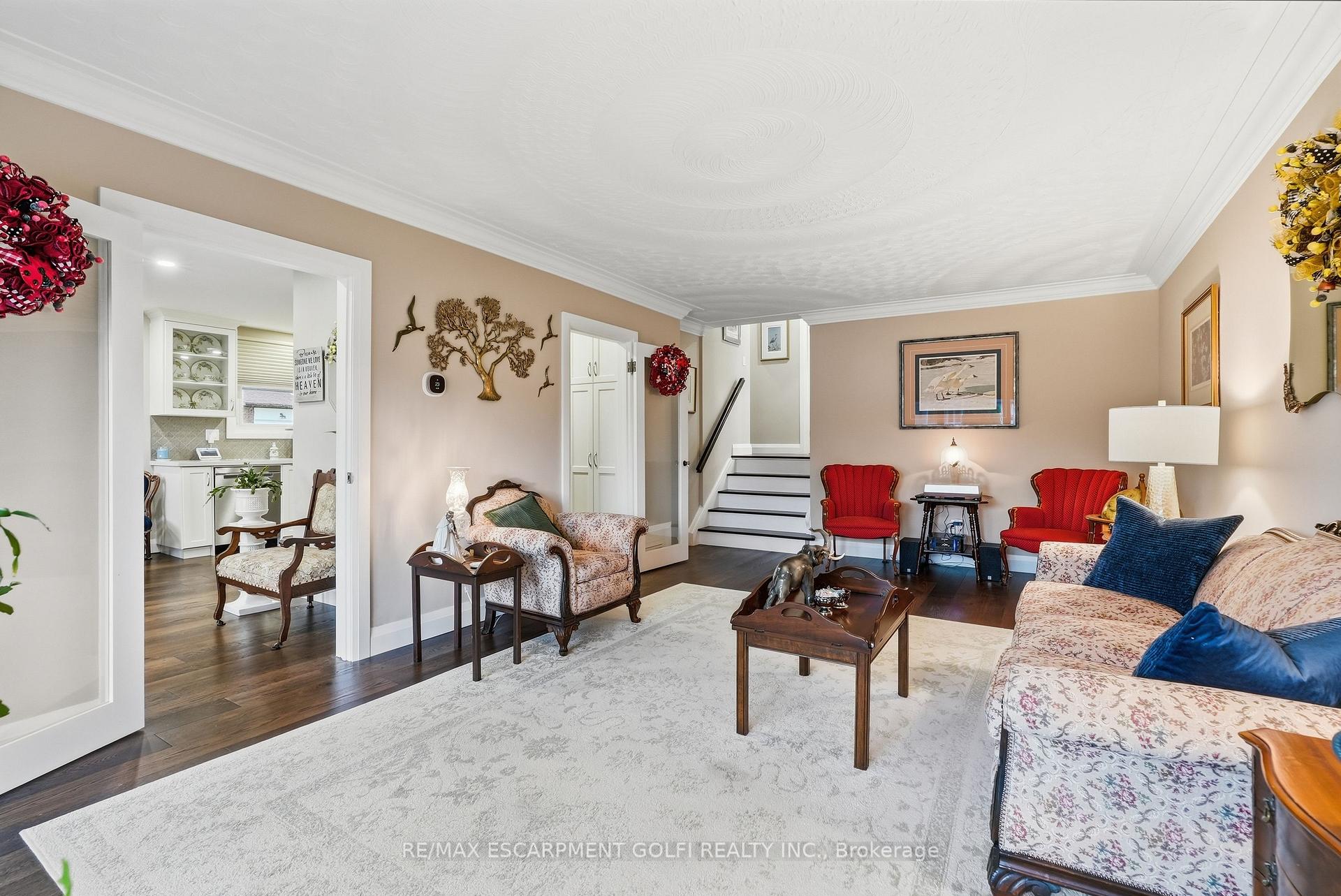 Photo 4 of 58 Moxley Drive, Hamilton, Lisgar — HOMEH