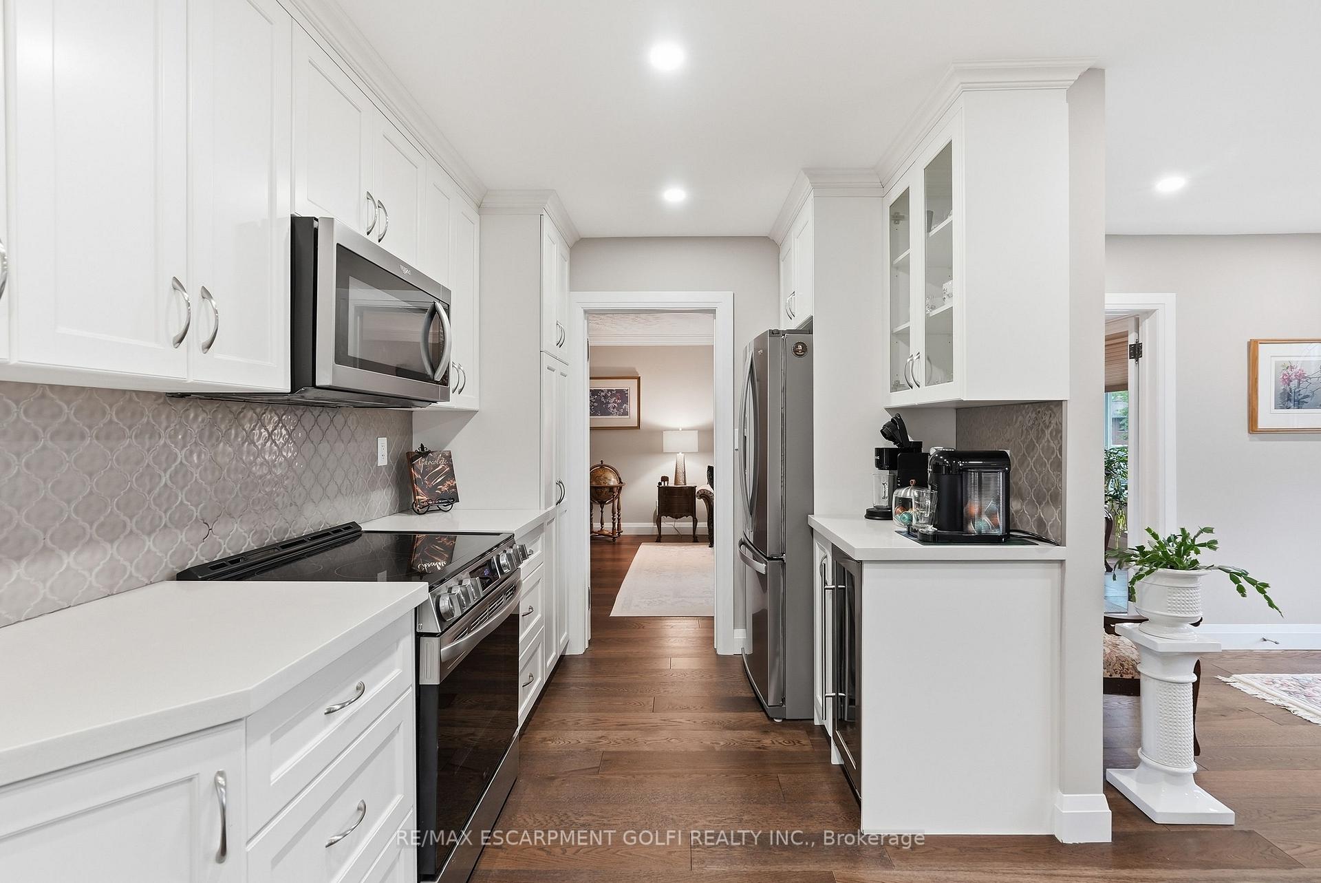 Photo 8 of 58 Moxley Drive, Hamilton, Lisgar — HOMEH