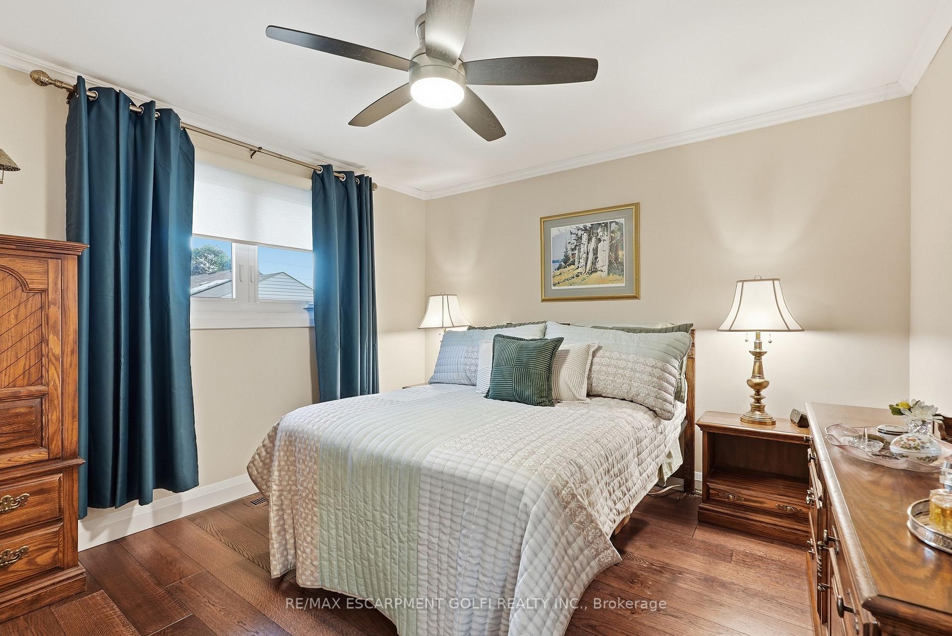 Photo 10 of 58 Moxley Drive, Hamilton, Lisgar — HOMEH