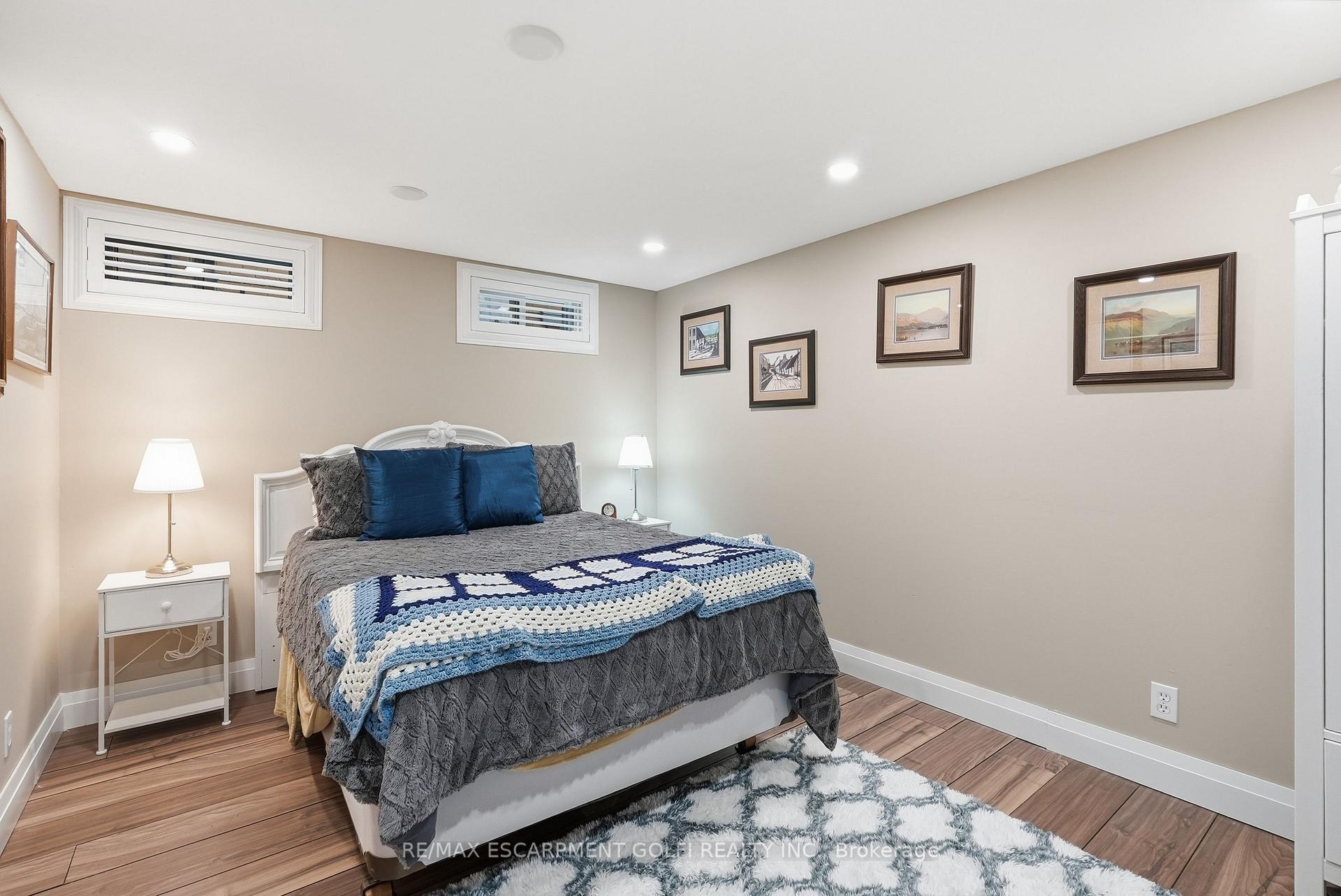 Photo 19 of 58 Moxley Drive, Hamilton, Lisgar — HOMEH