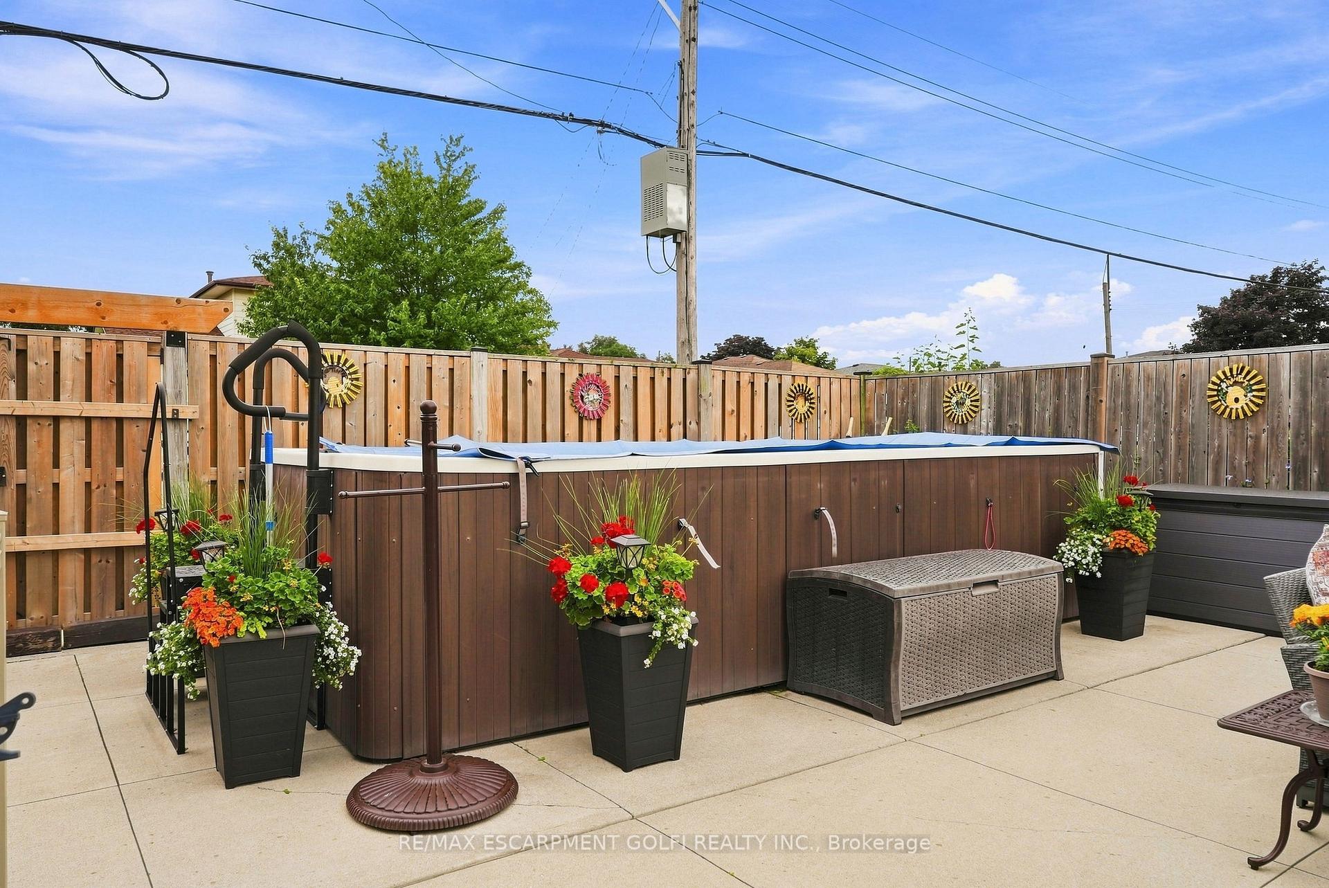 Photo 22 of 58 Moxley Drive, Hamilton, Lisgar — HOMEH
