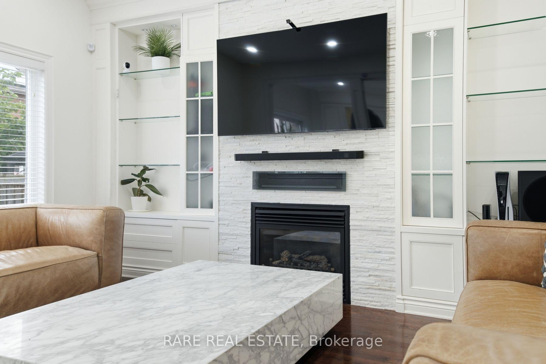 Photo 7 of 291 Ilan Ramon Boulevard, Vaughan, Patterson — HOMEH