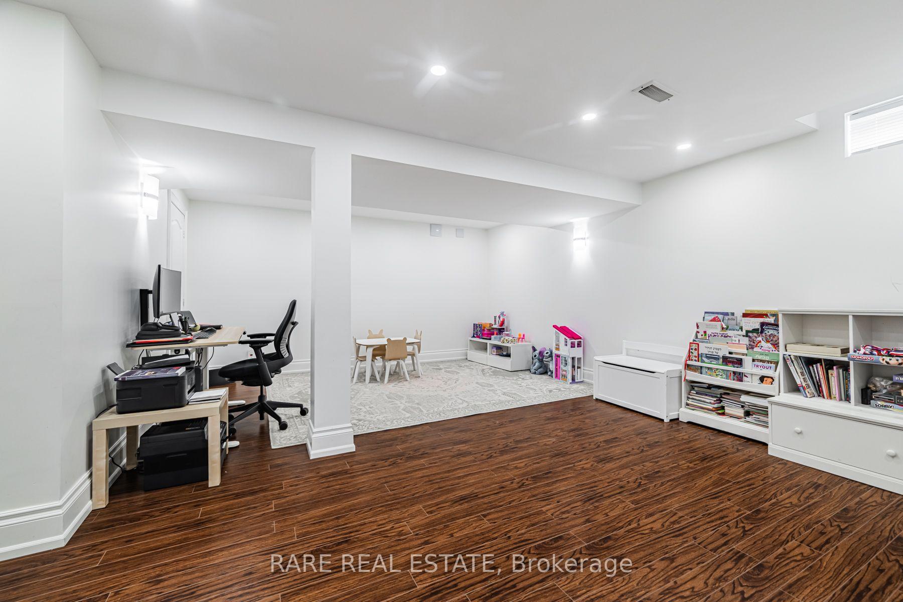 Photo 40 of 291 Ilan Ramon Boulevard, Vaughan, Patterson — HOMEH