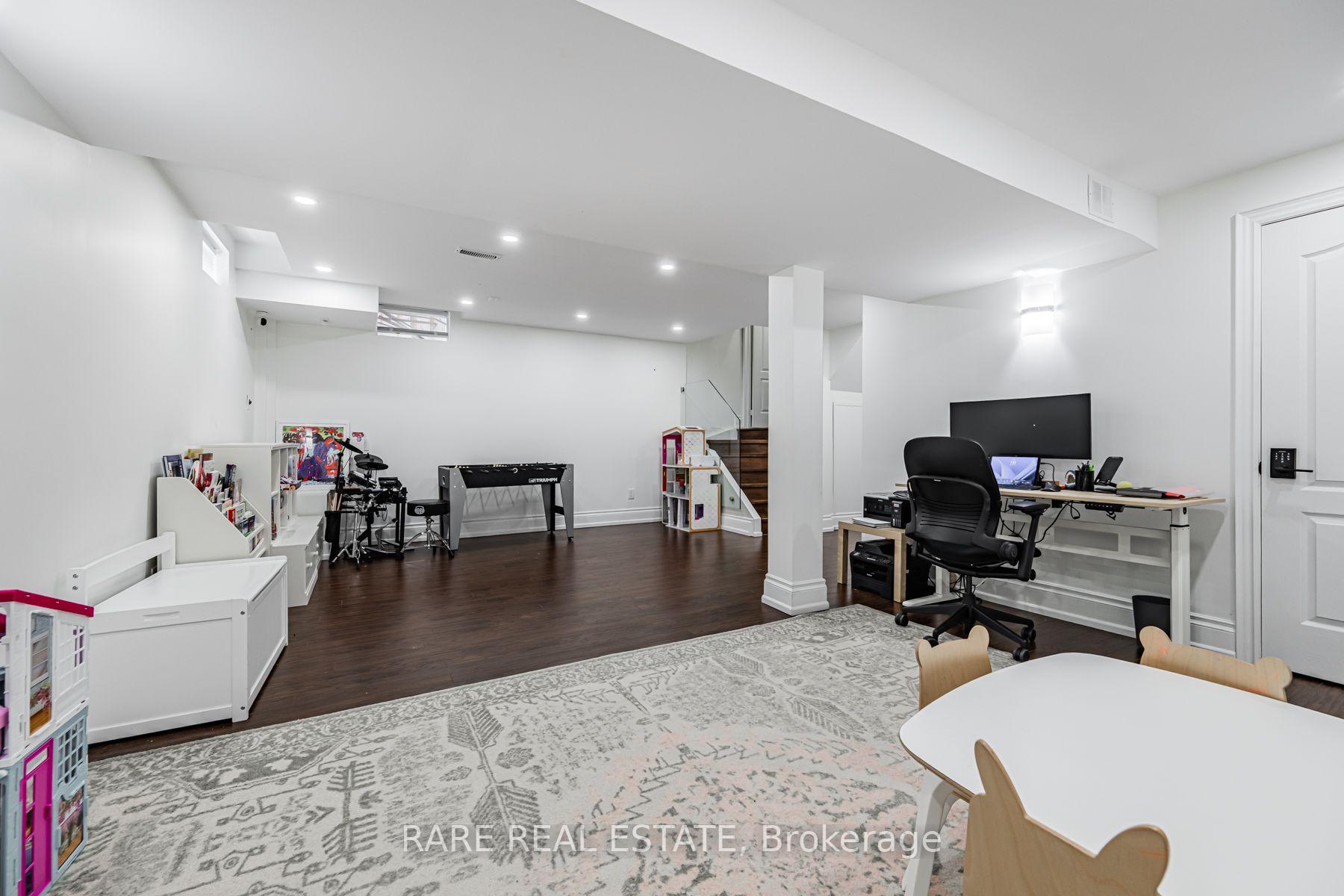 Photo 43 of 291 Ilan Ramon Boulevard, Vaughan, Patterson — HOMEH
