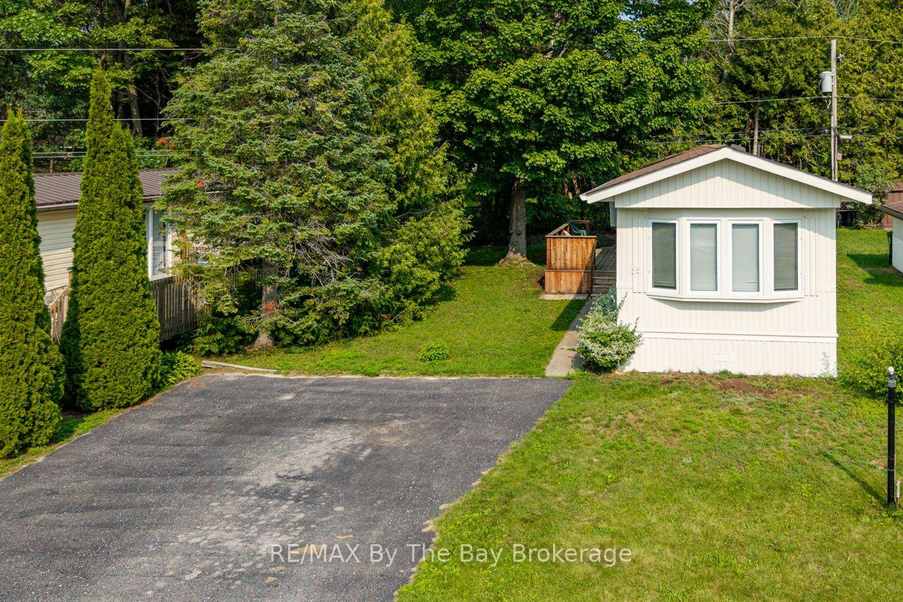 Photo 39 of 55 Georgian Glen Drive, Wasaga Beach — HOMEH