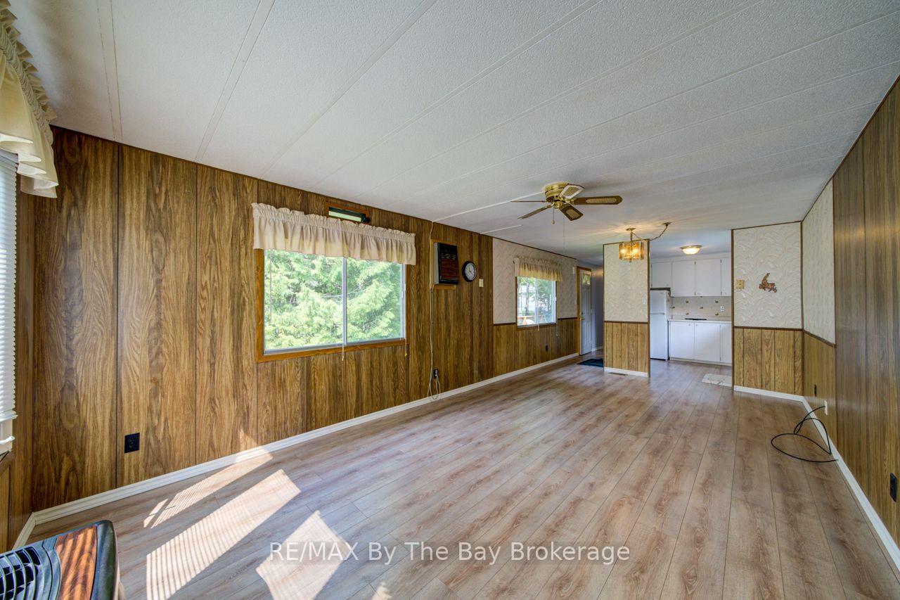 Photo 21 of 55 Georgian Glen Drive, Wasaga Beach — HOMEH