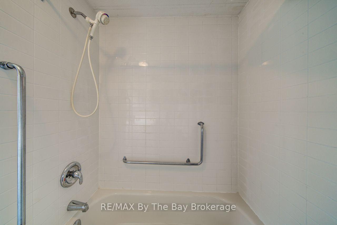 Photo 30 of 55 Georgian Glen Drive, Wasaga Beach — HOMEH