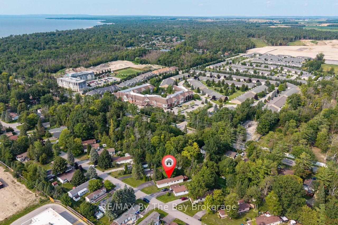 Photo 44 of 55 Georgian Glen Drive, Wasaga Beach — HOMEH