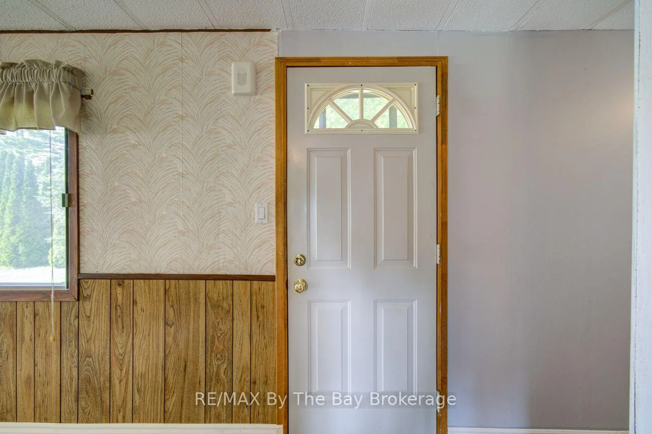 Photo 8 of 55 Georgian Glen Drive, Wasaga Beach — HOMEH