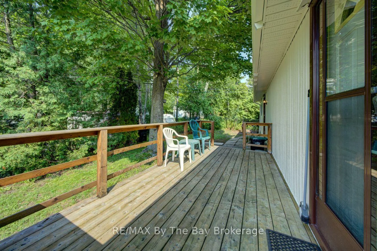 Photo 10 of 55 Georgian Glen Drive, Wasaga Beach — HOMEH
