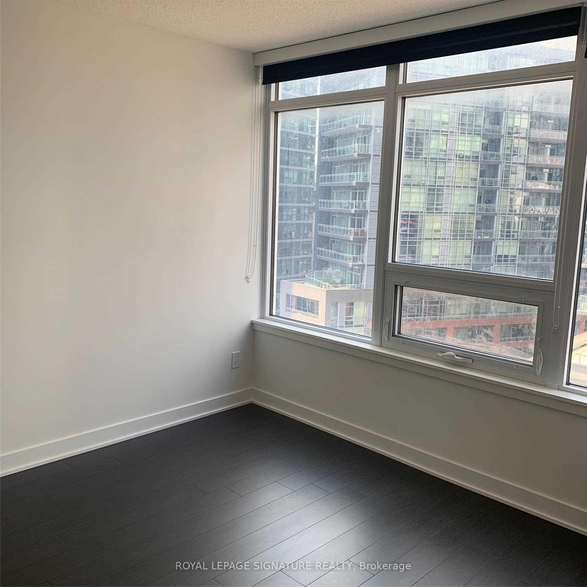 Photo 4 of Unit 1003, 19 Bathurst Street, Toronto, Waterfront Communities — HOMEH