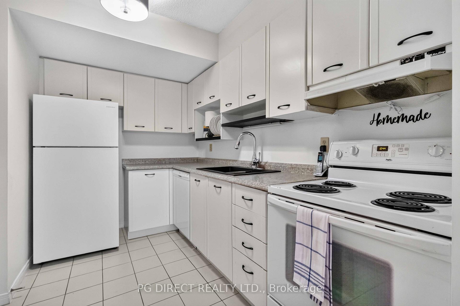Photo 7 of Unit 604, 80 Athol Street E, Oshawa, Central — HOMEH