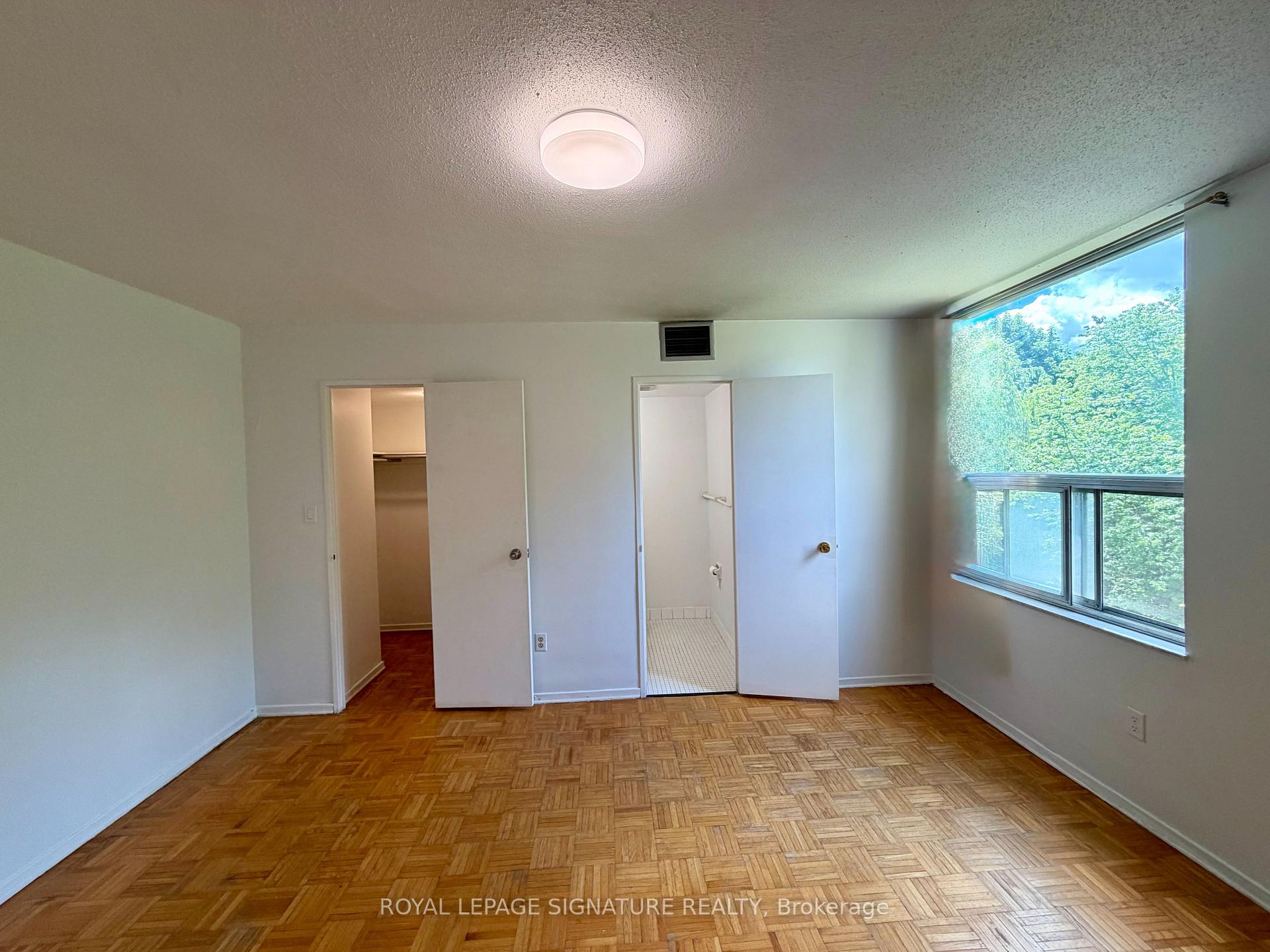 Photo 18 of Unit 409, 20 Edgecliff Golfway, Toronto, Flemingdon Park — HOMEH