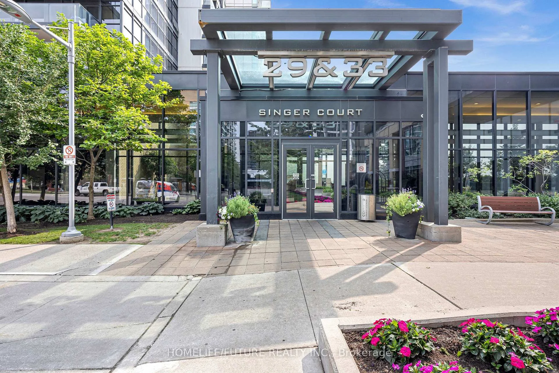 Front of Unit 2507, 33 Singer Court