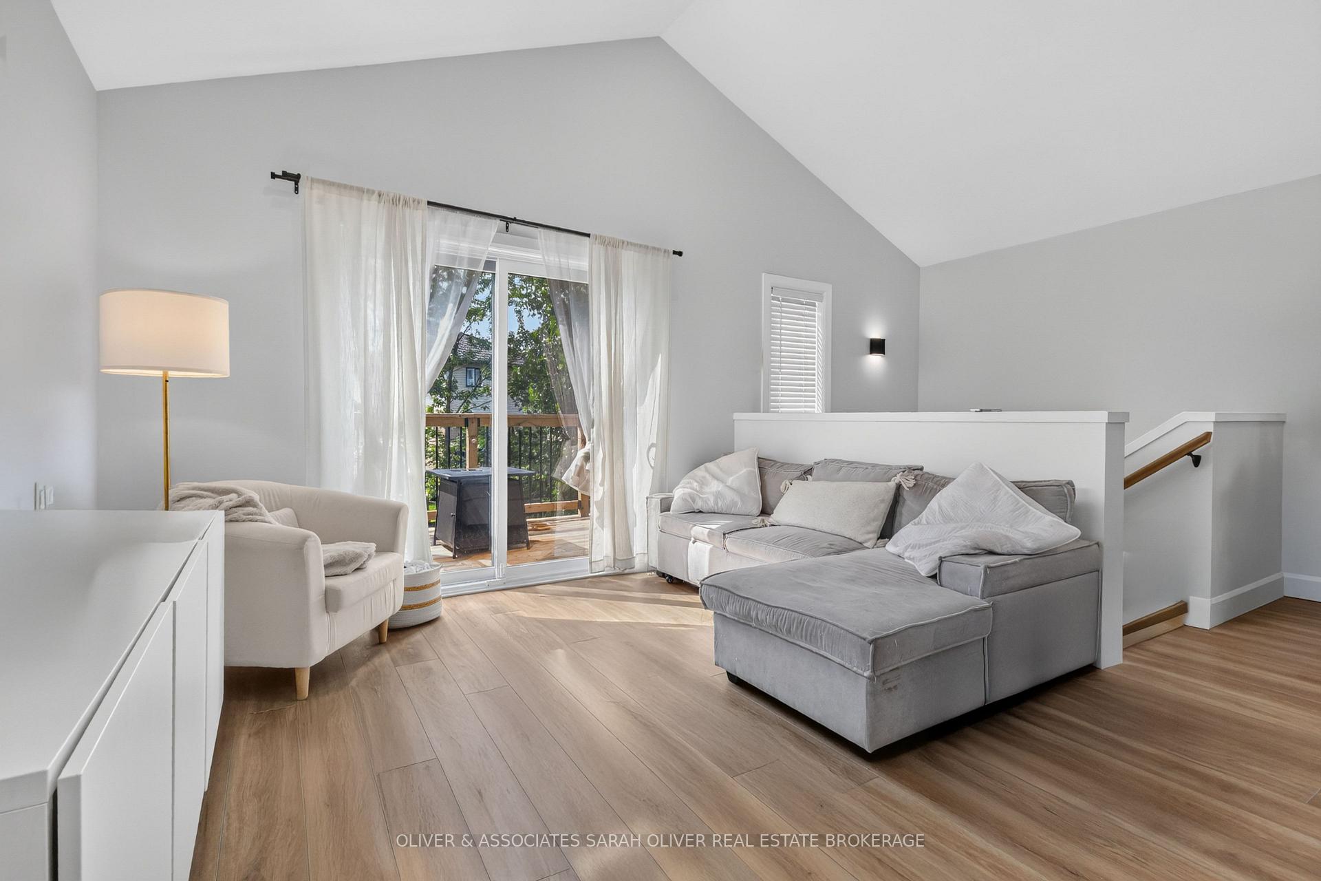 Photo 34 of 23 Goodman Drive, London, South T — HOMEH