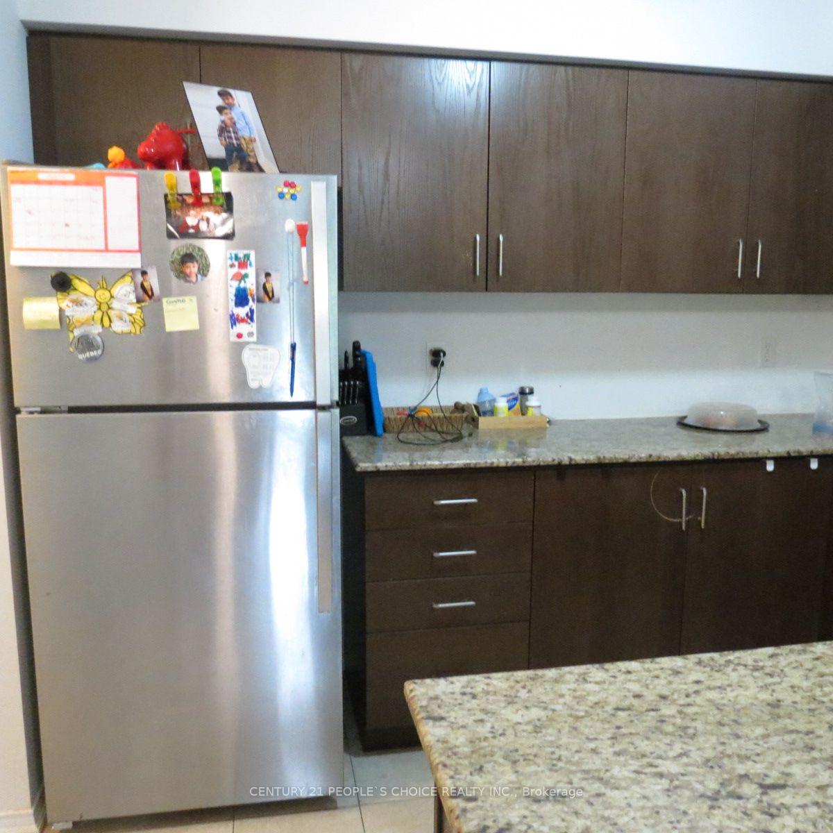 Photo 10 of Unit 7, 2480 Post Road, Oakville, River Oaks — HOMEH