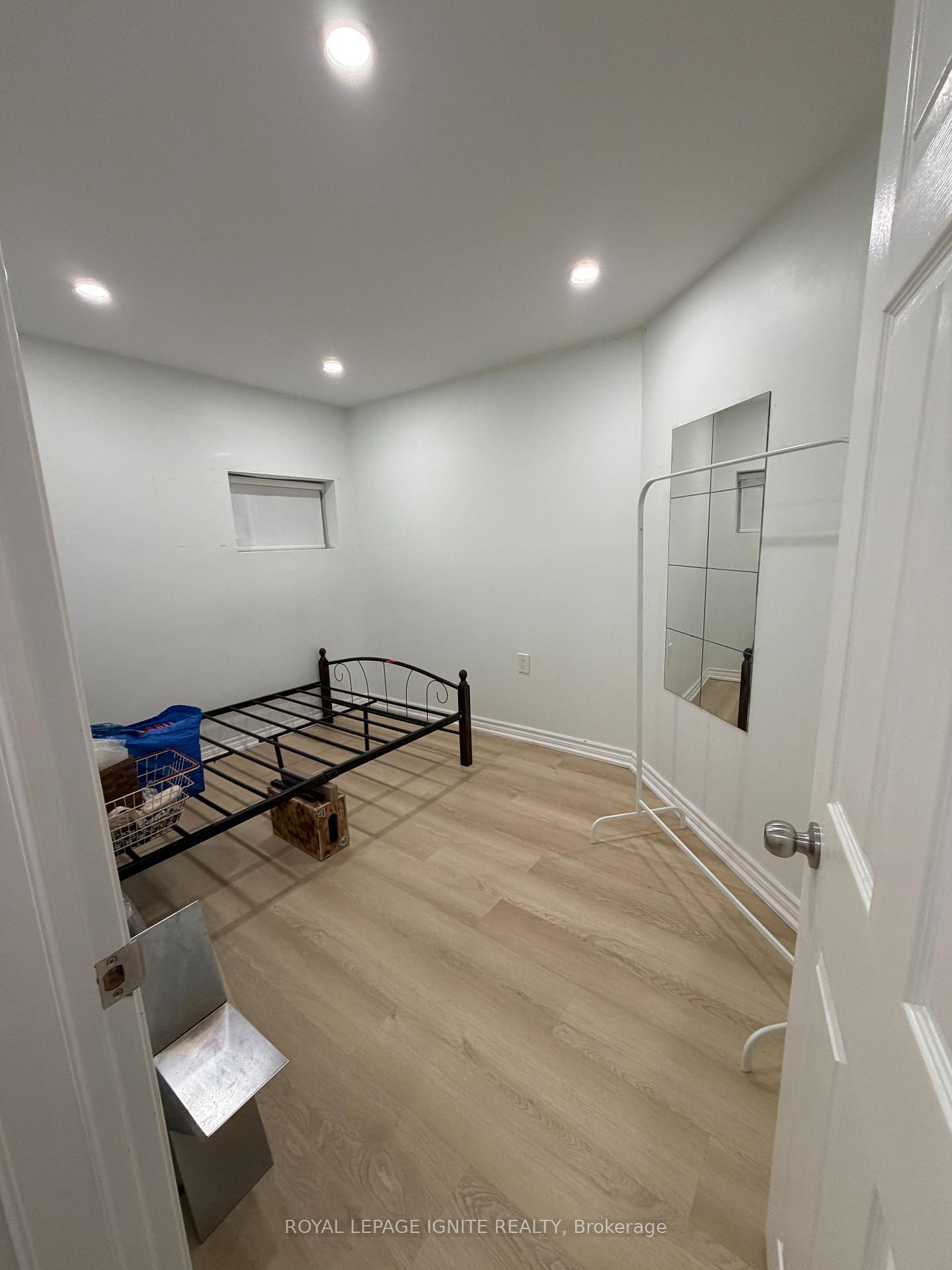 Photo 9 of Unit Bsmt, 21A Lambton Avenue, Toronto, Rockcliffe-Smythe — HOMEH