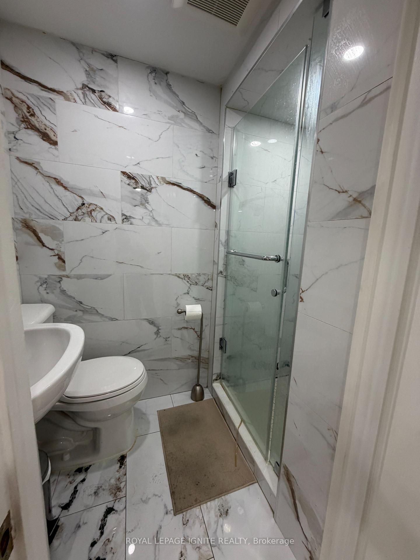 Photo 11 of Unit Bsmt, 21A Lambton Avenue, Toronto, Rockcliffe-Smythe — HOMEH