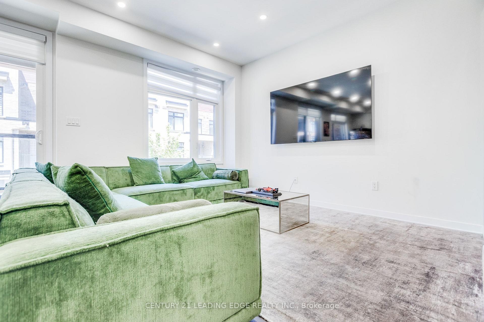 Photo 9 of Unit 805, 1865 Pickering Parkway, Pickering, Village East — HOMEH