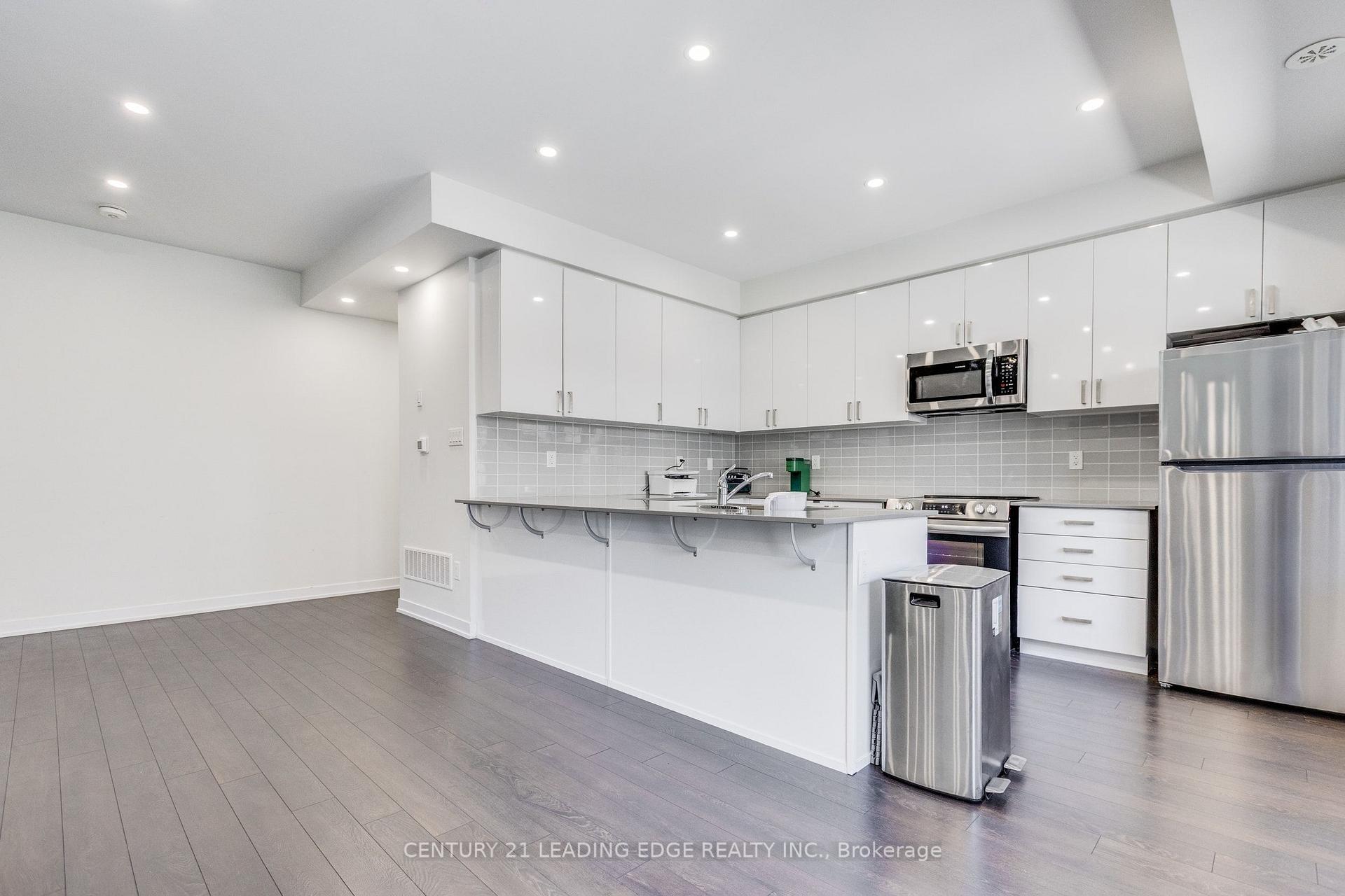 Photo 16 of Unit 805, 1865 Pickering Parkway, Pickering, Village East — HOMEH