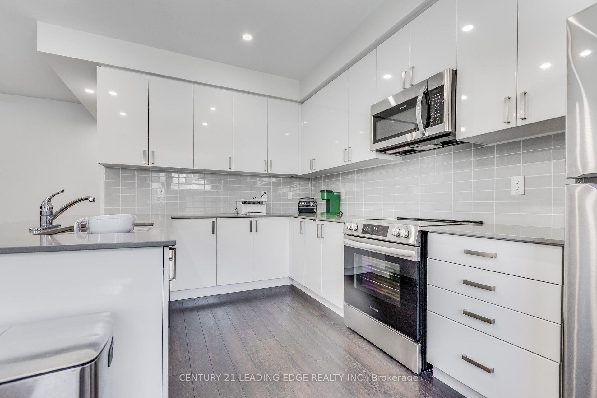 Photo 17 of Unit 805, 1865 Pickering Parkway, Pickering, Village East — HOMEH