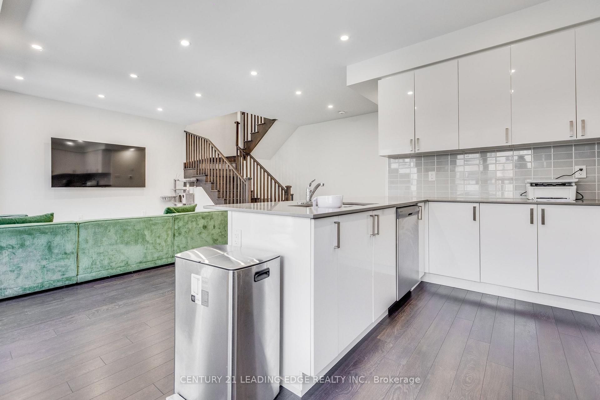 Photo 18 of Unit 805, 1865 Pickering Parkway, Pickering, Village East — HOMEH