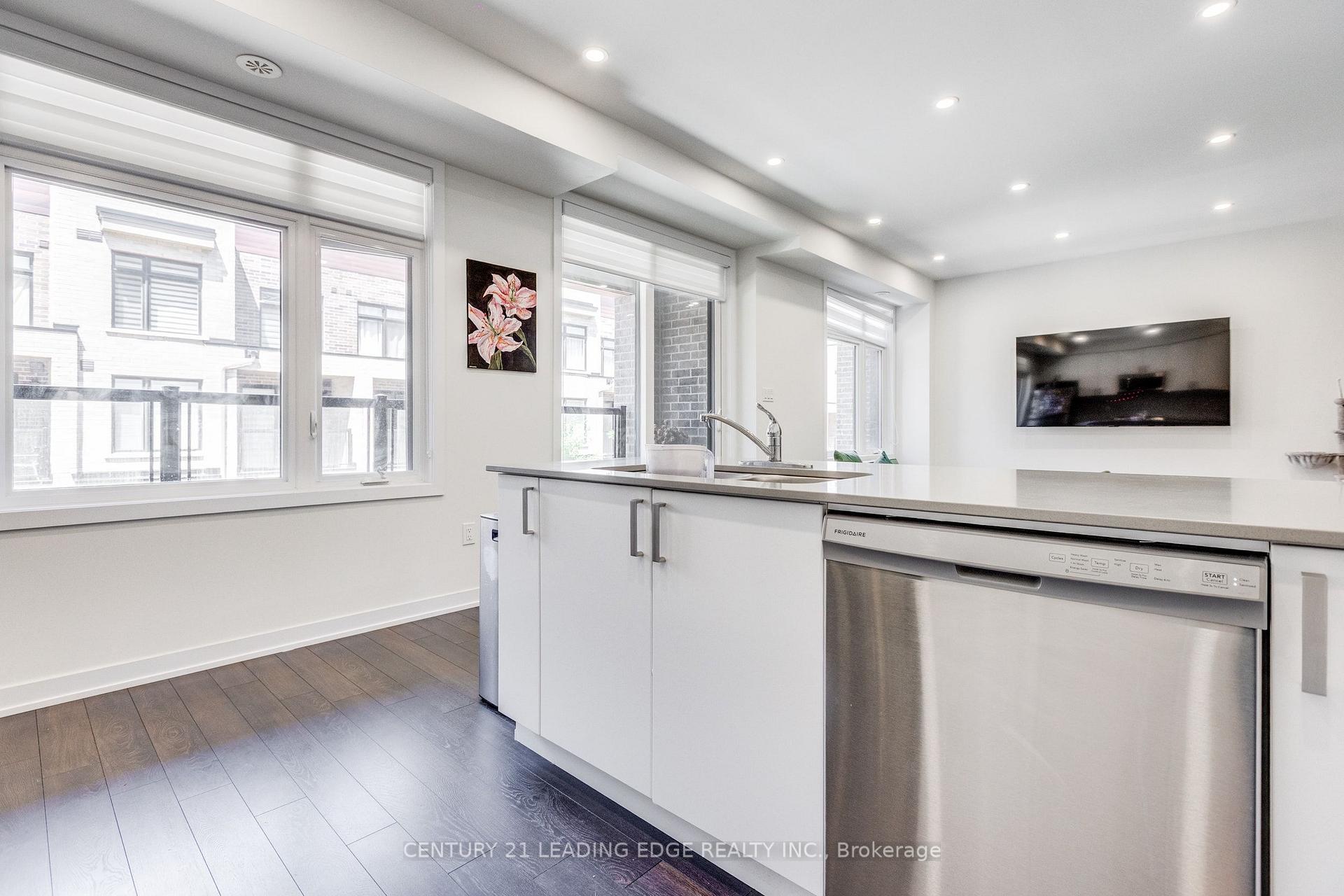 Photo 19 of Unit 805, 1865 Pickering Parkway, Pickering, Village East — HOMEH