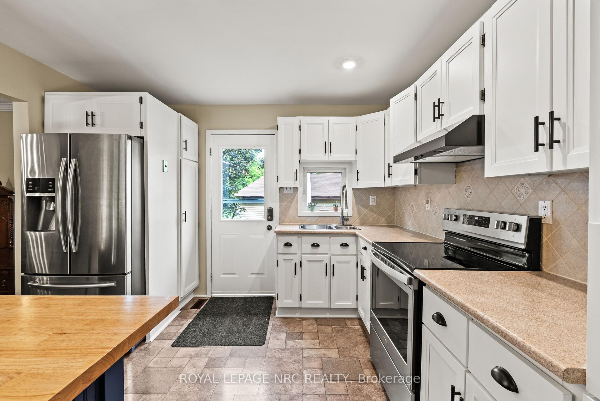 Photo 6 of 15 Park Road S, Grimsby, Grimsby East — HOMEH