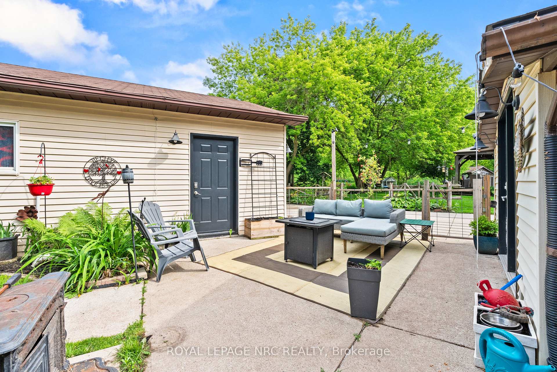 Photo 35 of 15 Park Road S, Grimsby, Grimsby East — HOMEH