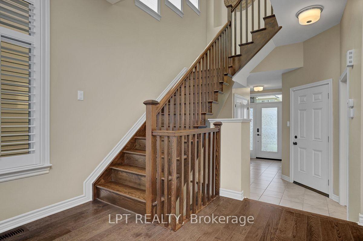 Photo 3 of 416 Warmstone Drive, Ottawa, Stittsville (North) — HOMEH