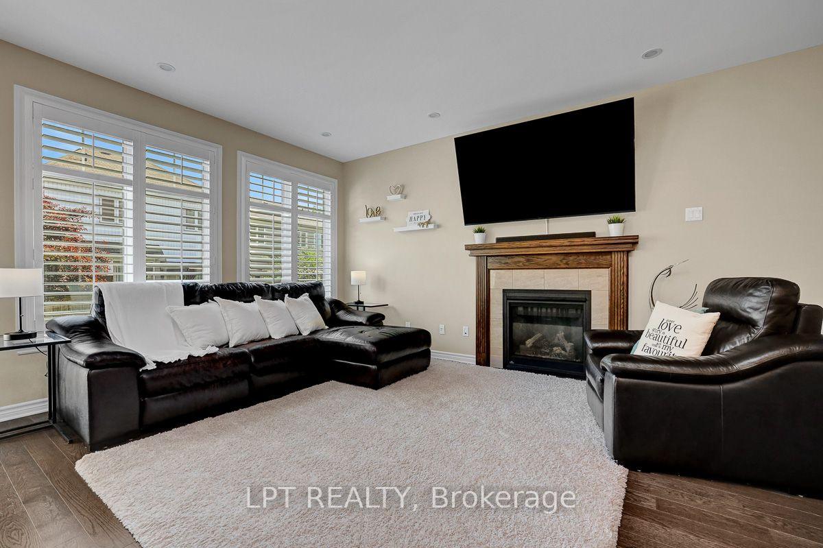 Photo 4 of 416 Warmstone Drive, Ottawa, Stittsville (North) — HOMEH