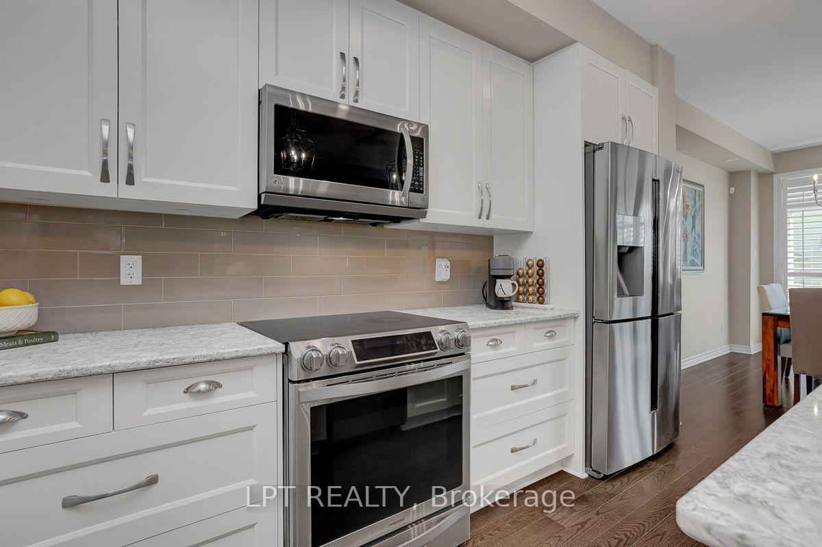 Photo 11 of 416 Warmstone Drive, Ottawa, Stittsville (North) — HOMEH