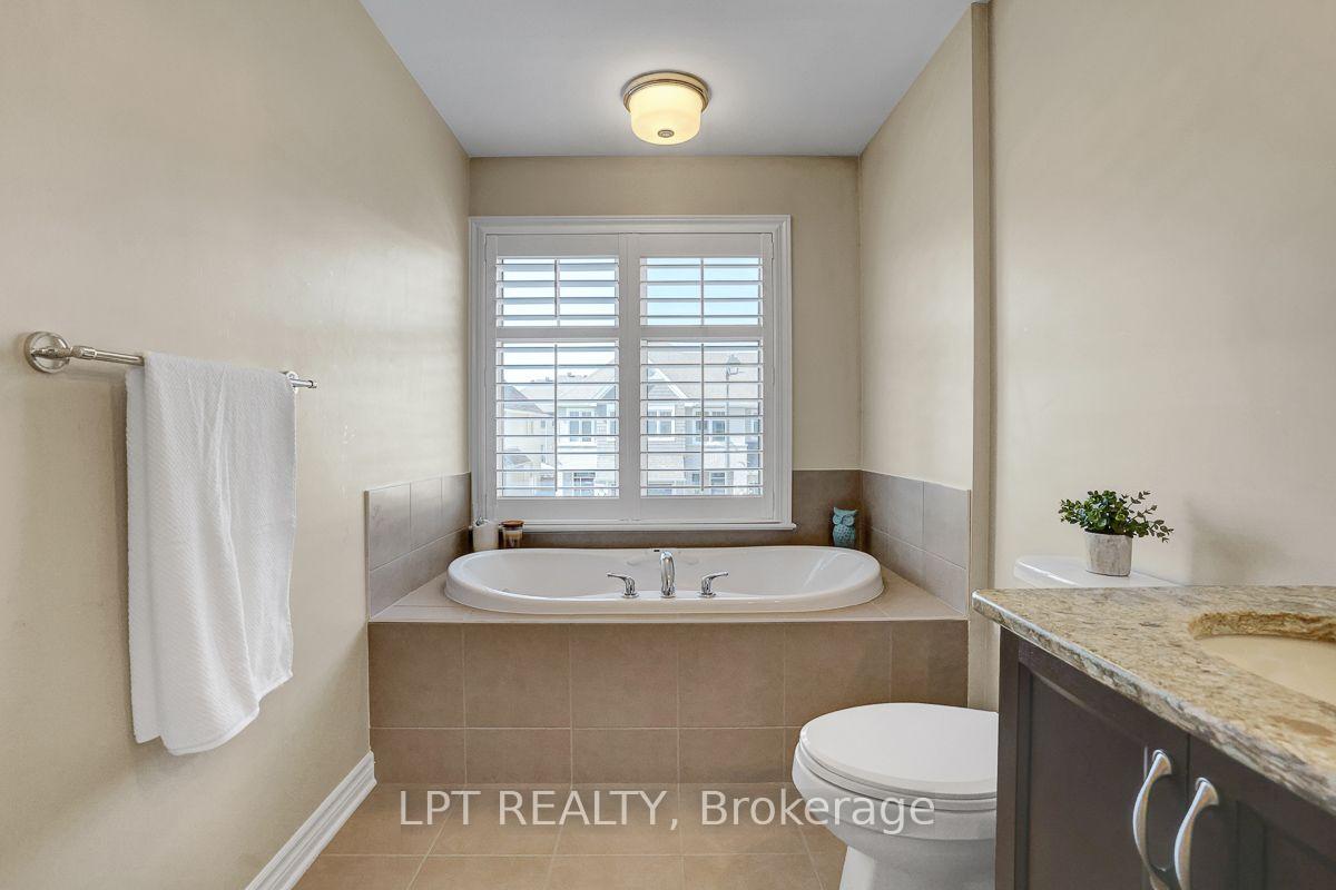 Photo 17 of 416 Warmstone Drive, Ottawa, Stittsville (North) — HOMEH
