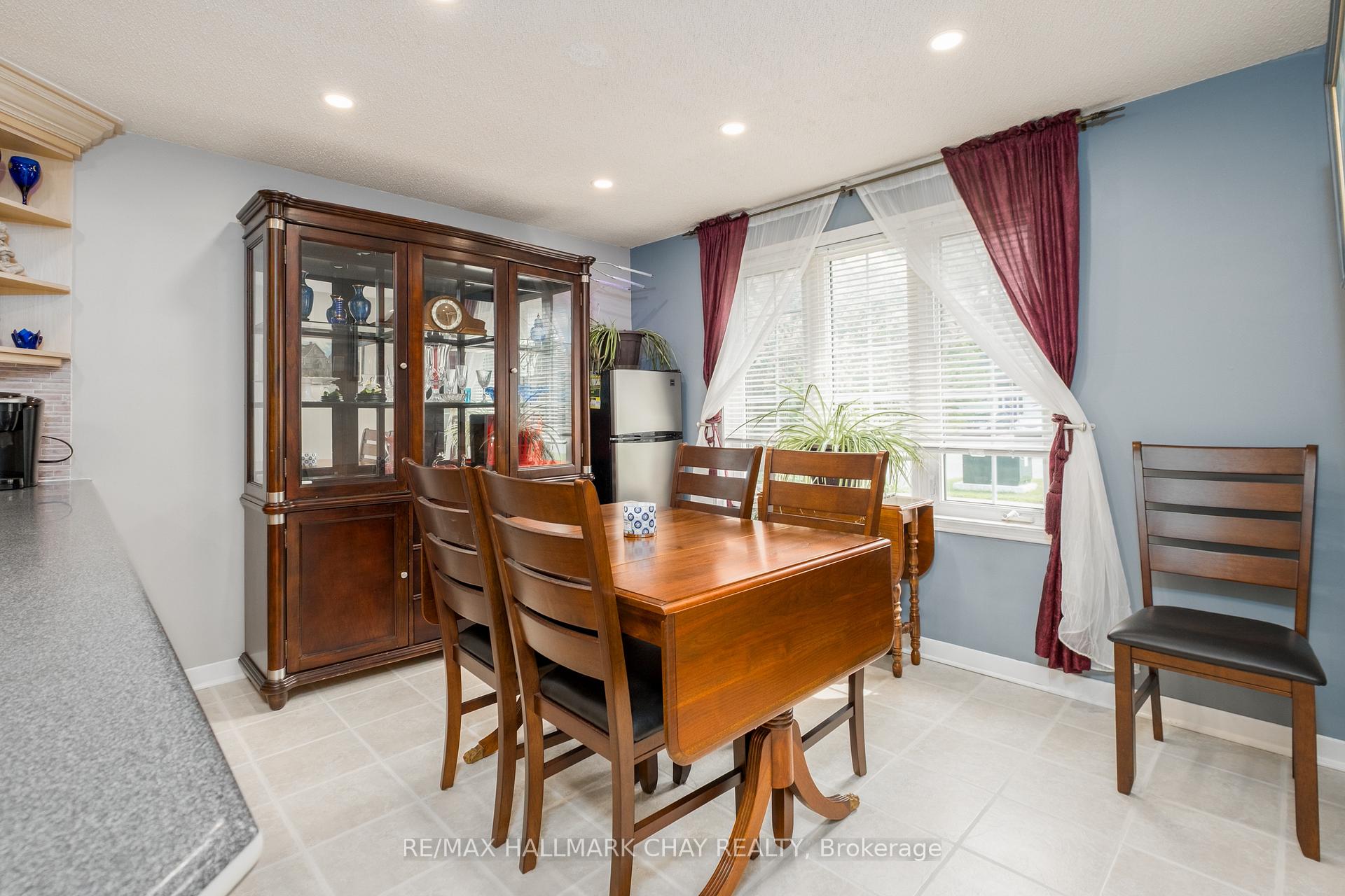 Photo 9 of 323 Sunnidale Road, Barrie, Sunnidale — HOMEH