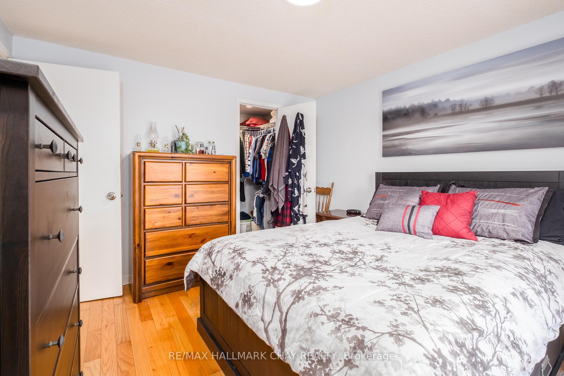 Photo 21 of 323 Sunnidale Road, Barrie, Sunnidale — HOMEH