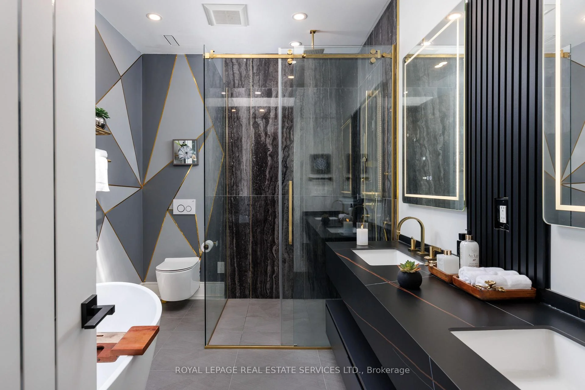 Photo 34 of 564 Stonecliffe Road, Oakville, West — HOMEH