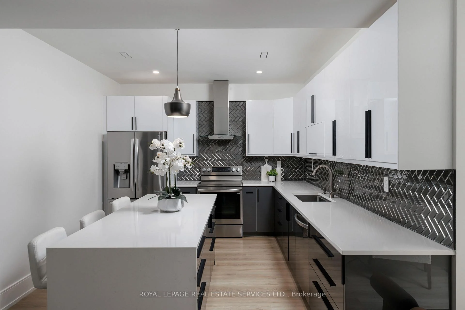 Photo 63 of 564 Stonecliffe Road, Oakville, West — HOMEH