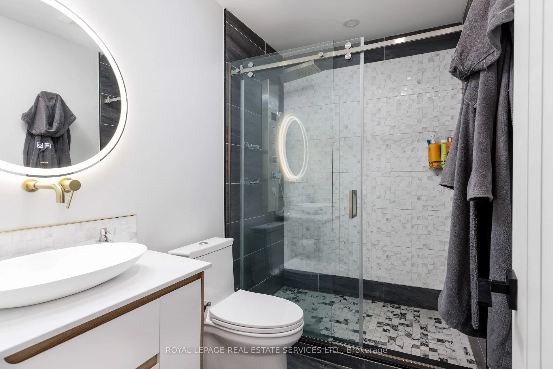 Photo 71 of 564 Stonecliffe Road, Oakville, West — HOMEH