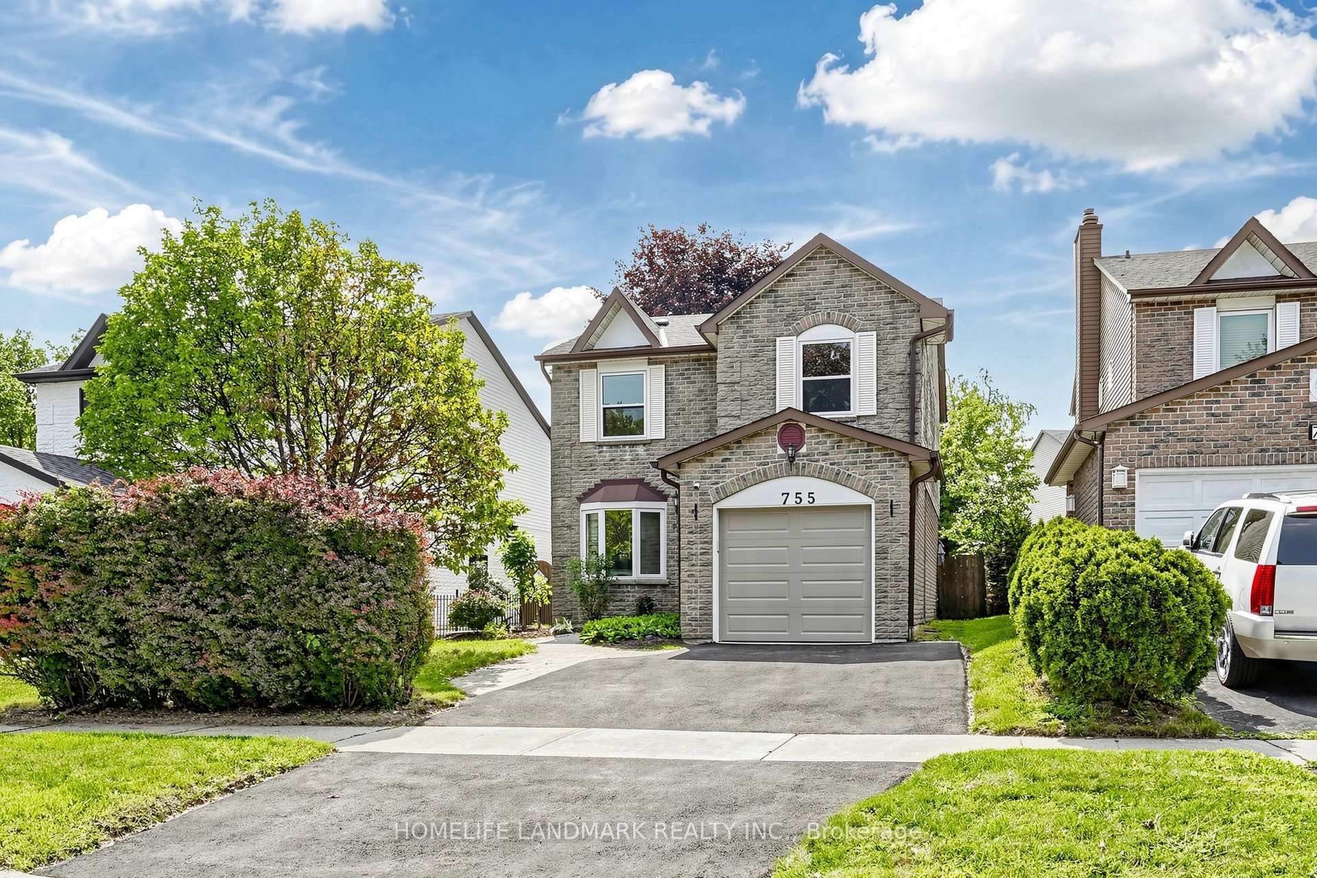 Photo 2 of 755 Edgewood Road, Pickering, Amberlea — HOMEH