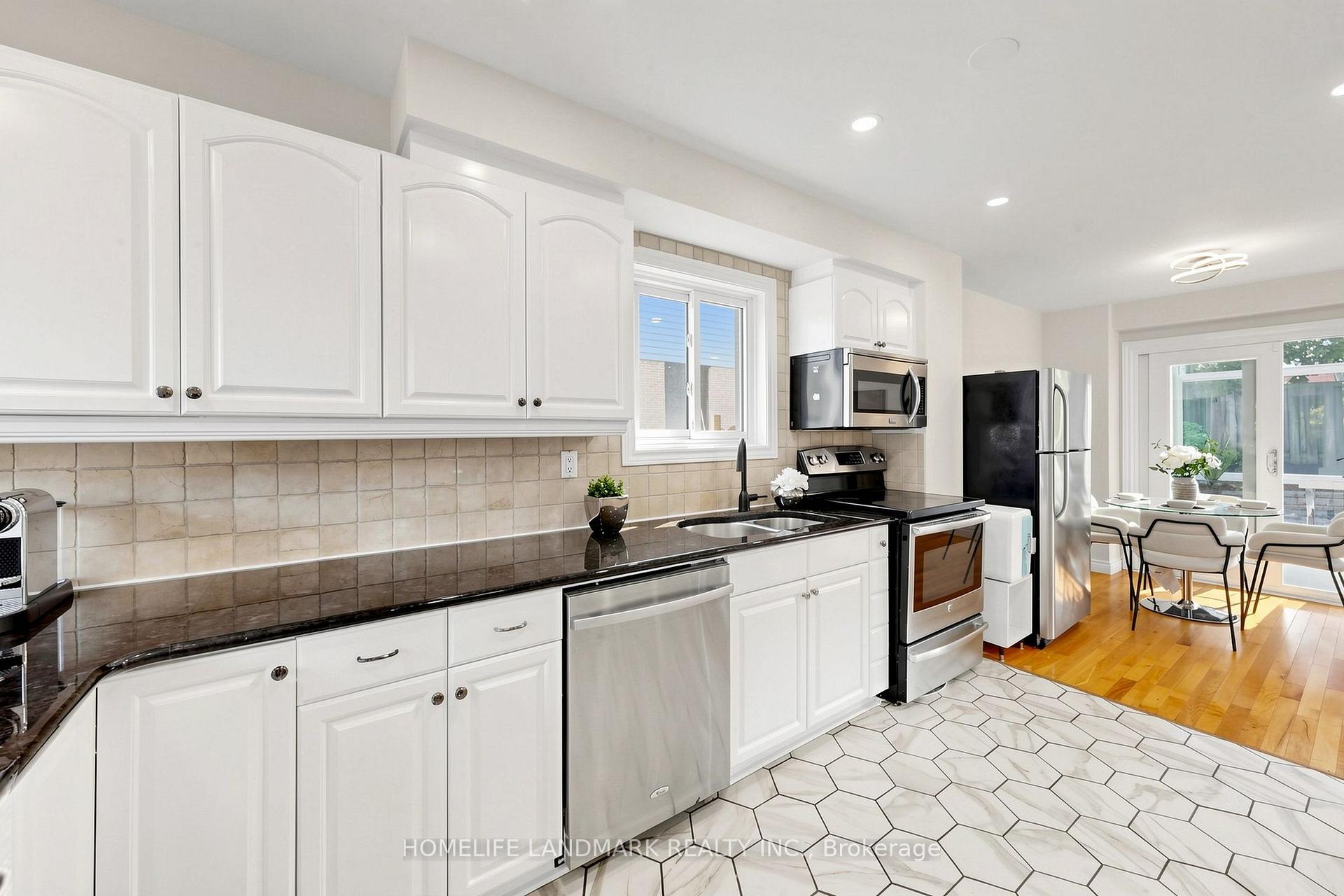 Photo 12 of 755 Edgewood Road, Pickering, Amberlea — HOMEH
