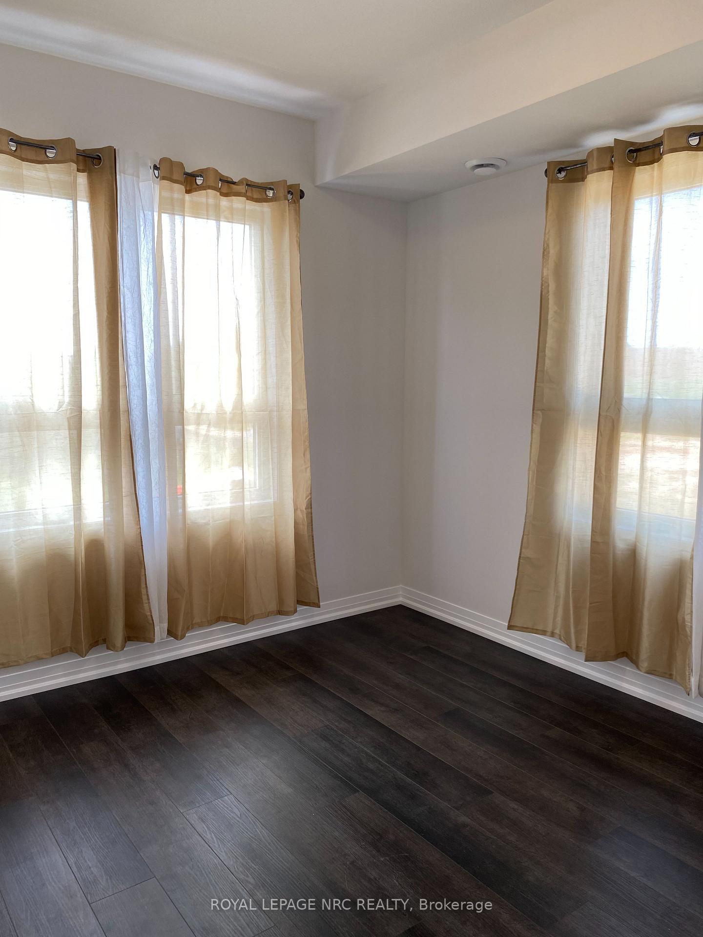 Photo 11 of Unit 92, 6705 Cropp Street, Niagara Falls, Morrison — HOMEH
