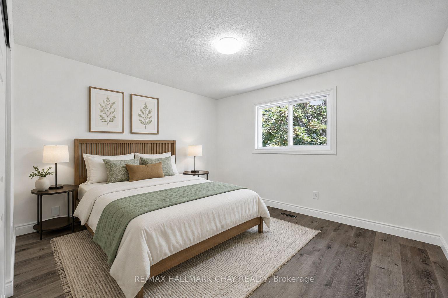 Photo 15 of 29 Porritt Street, Barrie, Ardagh — HOMEH
