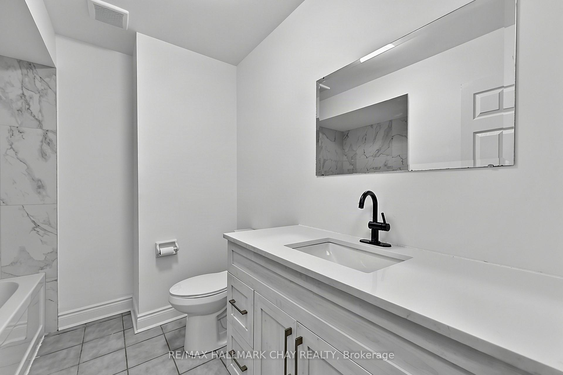 Photo 17 of 29 Porritt Street, Barrie, Ardagh — HOMEH