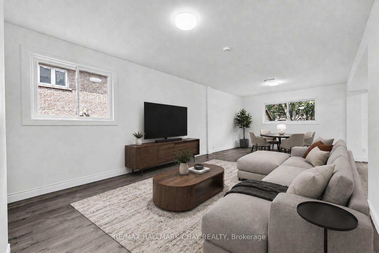 Photo 20 of 29 Porritt Street, Barrie, Ardagh — HOMEH