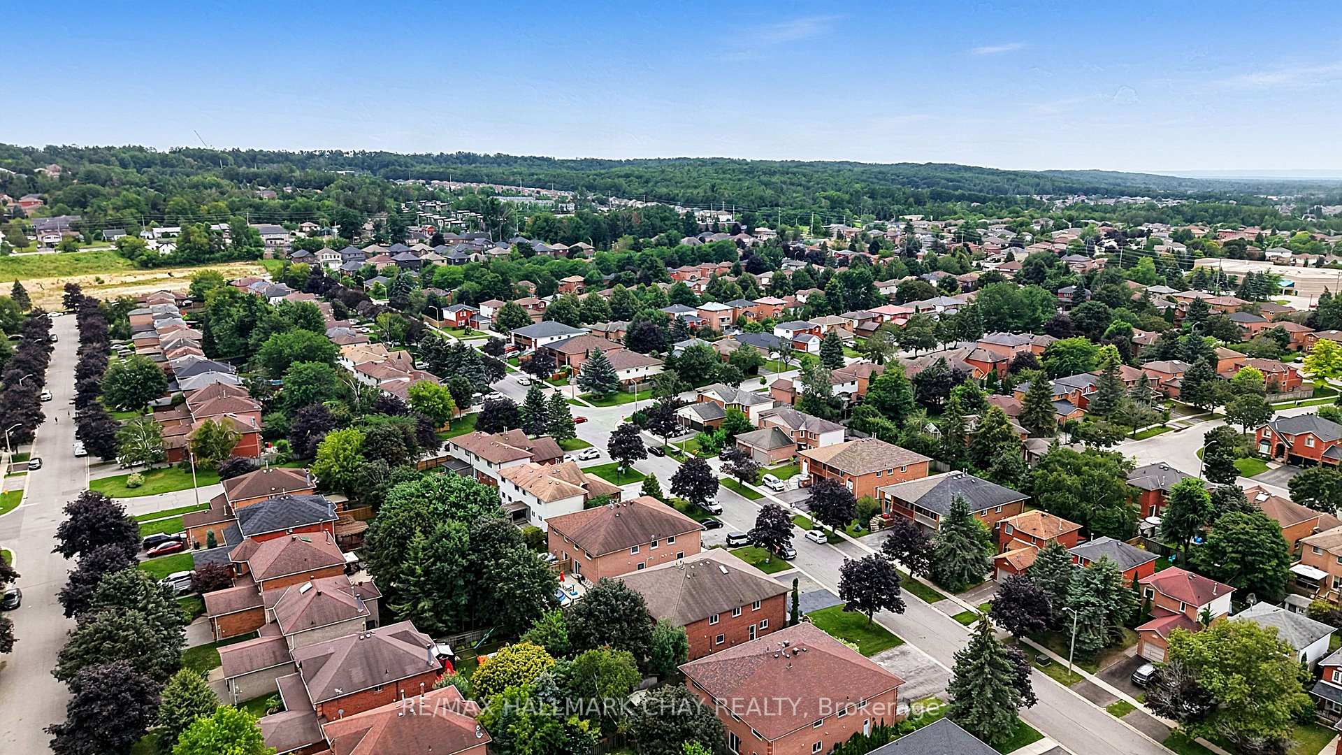 Photo 33 of 29 Porritt Street, Barrie, Ardagh — HOMEH