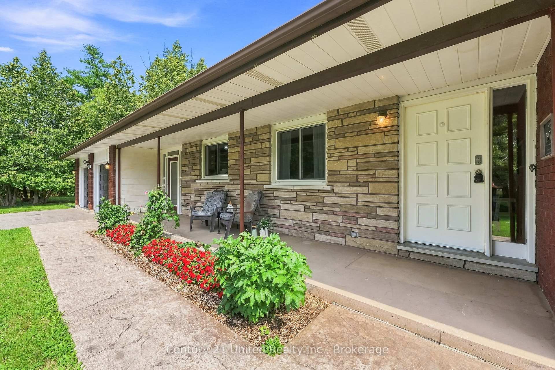 Photo 6 of 1563 Selwyn Road, Selwyn — HOMEH